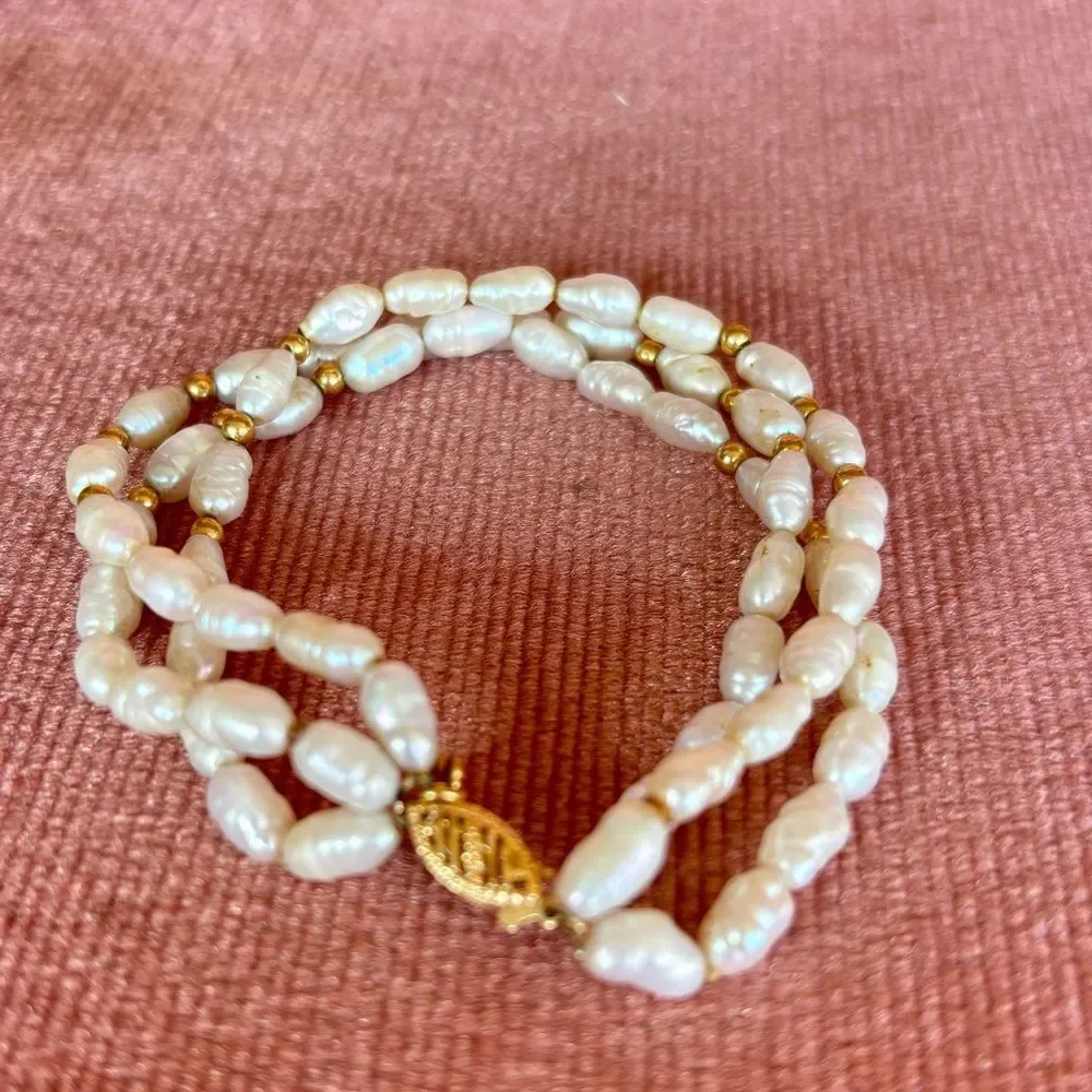 Freshwater Pearl Bracelet 14K Gold Clasp | Triple Strand | Vintage